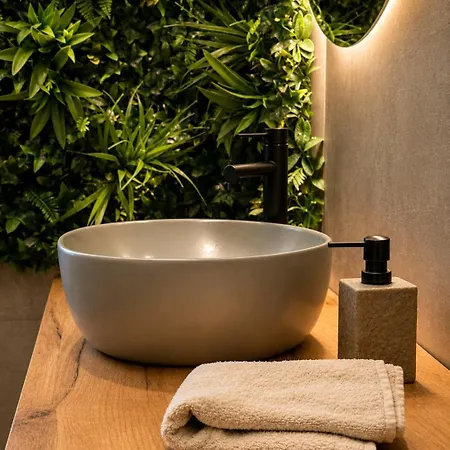 Luxury With Pool - & Milan * Cermenate