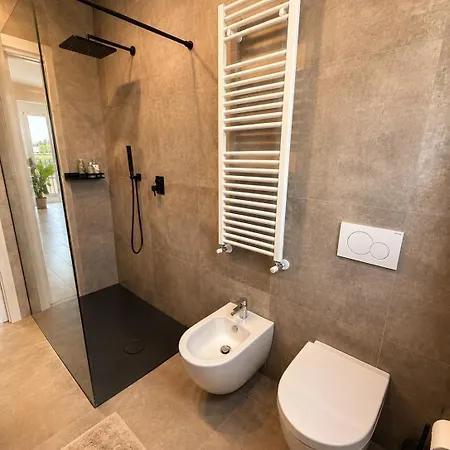 Luxury With Pool - & Milan
